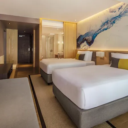 Doubletree By Hilton Phuket Banthai Resort Patong Room photo
