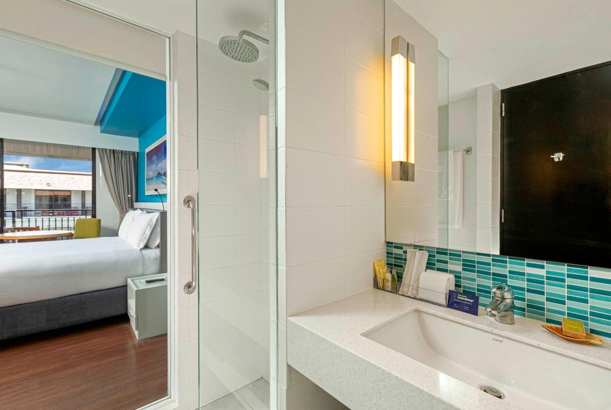Doubletree By Hilton Phuket Banthai Курортный комплекс 4*