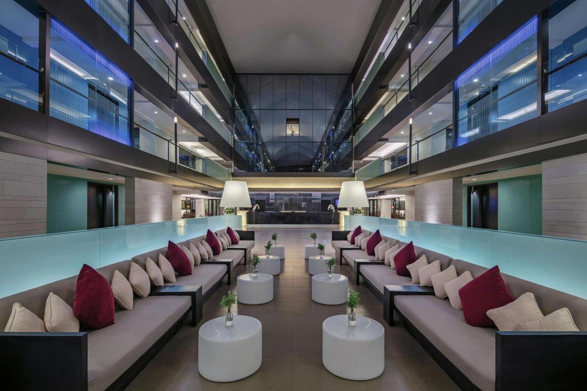 Курортный комплекс Doubletree By Hilton Phuket Banthai Patong